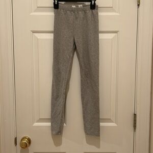 Light gray Gap Kids bottoms, size L.